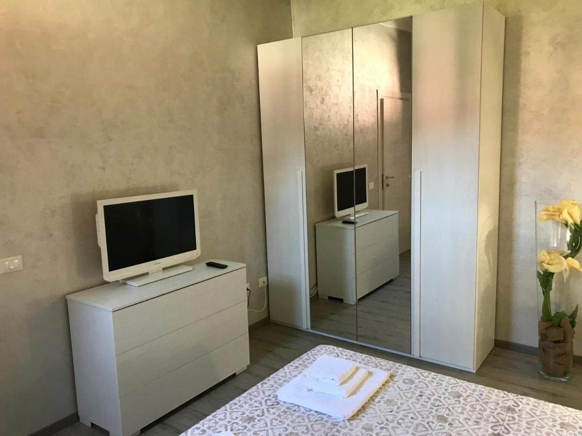 Vea Apartment パデンゲ・スル・ガルダ エクステリア 写真